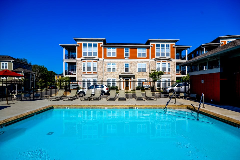 City Flats at Renwick Apartments uCribs